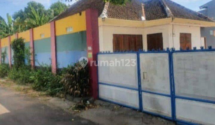Rumah Bagus Dijual di Jalan Pierre Tendean Tuban Gmk01906 4