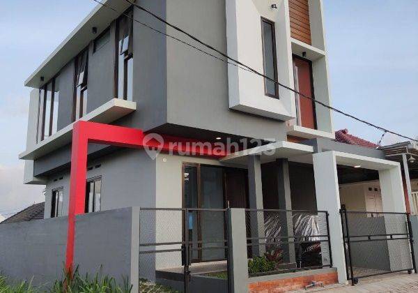 Rumah Sangat Bagus Dijual di Perumahan Dinoyo Malang Gmk02035 2