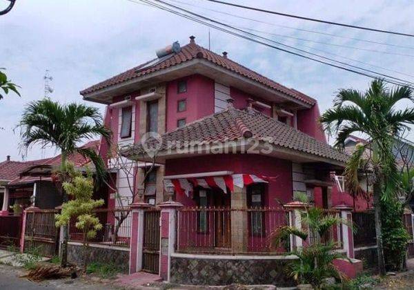 Rumah Bagus 2 Lantai di Daerah Sukarno Hatta Malang Gmk02628 1