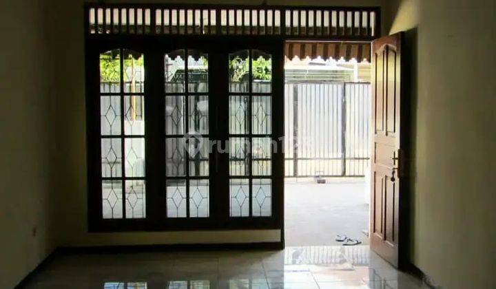 Rumah Bagus Nyaman Disewakan di Gubeng Surabaya Gmk02684 2