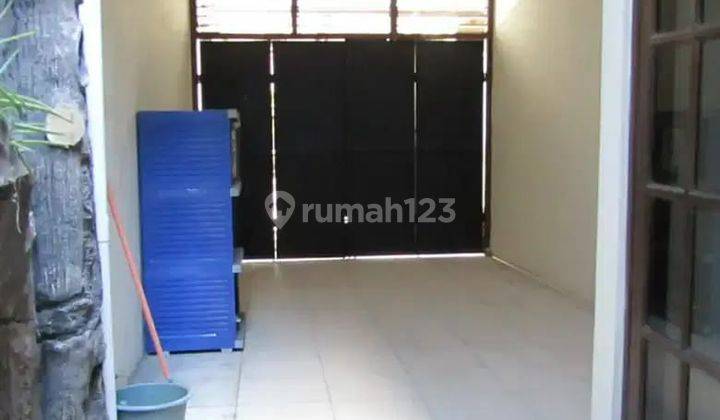 Rumah Bagus Nyaman Disewakan di Gubeng Surabaya Gmk02684 2