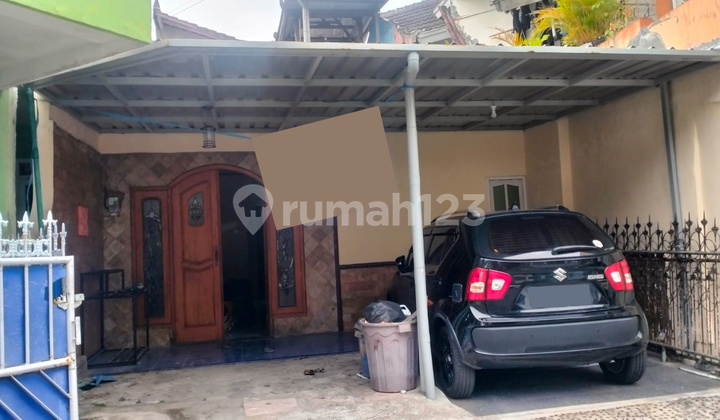 6-Bedroom House Griya Shanta Sukarno Hatta Malang Gmk03932