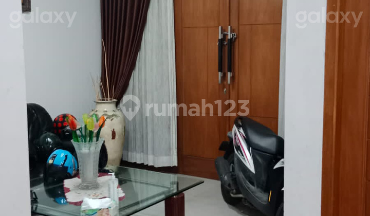 Luxurious 3-Bedroom House in Polehan, Blimbing, Malang Gmk03190 2