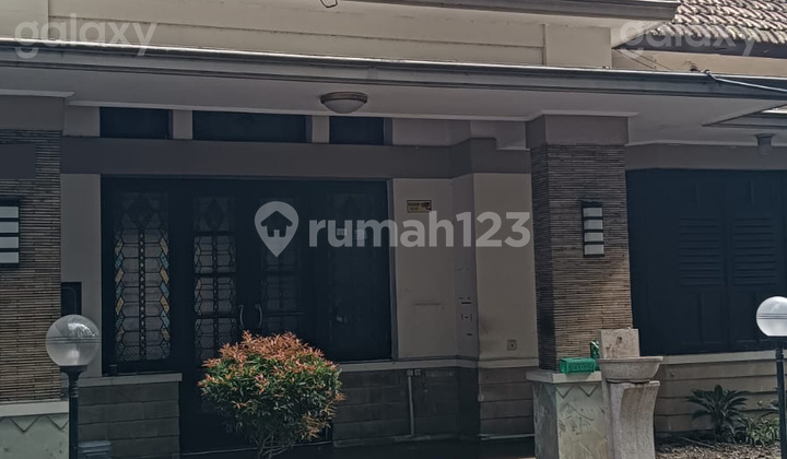 Rumah Mewah Model Kolonial Area Ijen Malang Kota Gmk03800