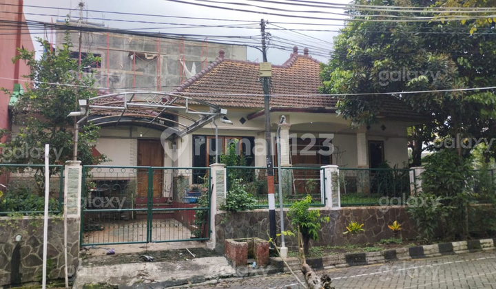 Rumah Mewah Posisi Hook Bukit Cemara Tidar Malang GMK03717