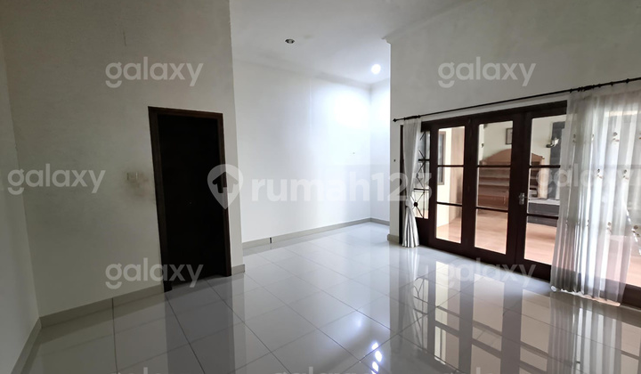 Minimalist 4-Bedroom Villa at Tidar Peak, Malang GMK03723 2