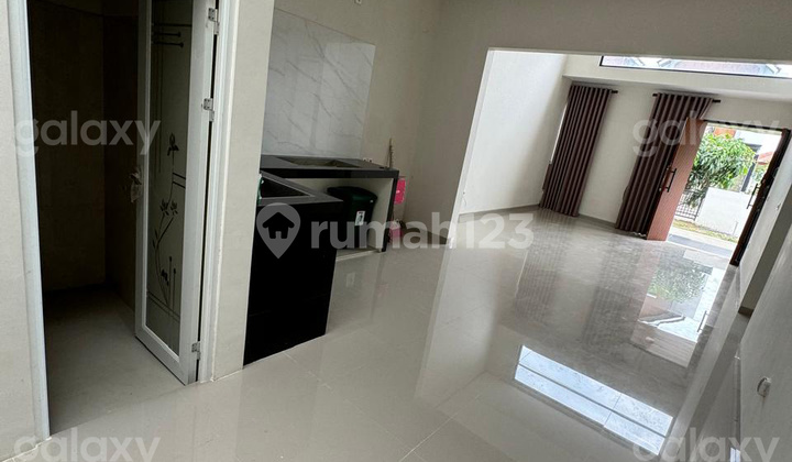 Rumah Bagus Minimalis Modern Austin Ville Malang GMK03550 2