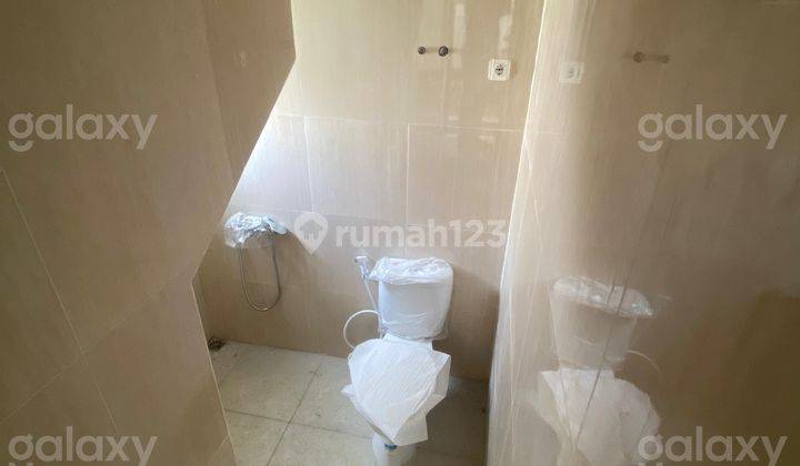 kamar mandi rumah baru villa bukit tidar