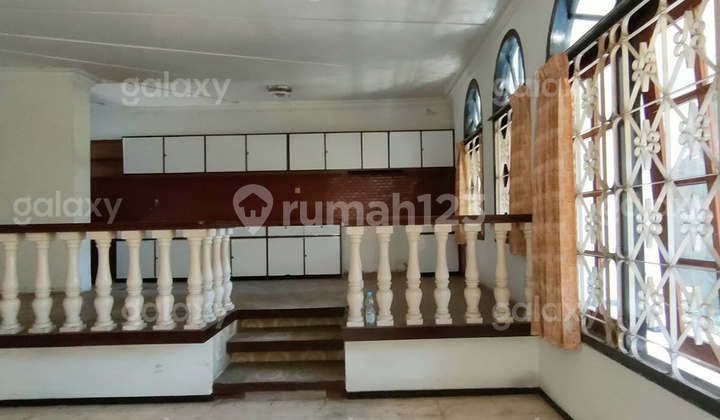 Rumah Luas Strategis Dekat Ijen Malang Kota GMK03417 2