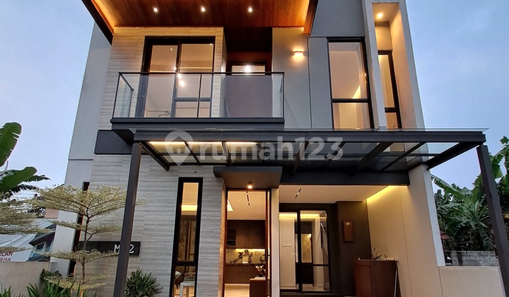 Rumah Modern Tropis Dekat Stasiun Depok Baru