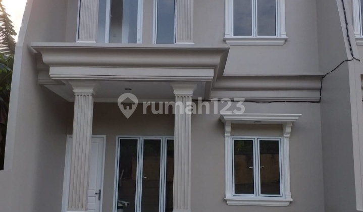 Rumah Dalam Komplek Dijual Murah di Tanah Baru Beji 2