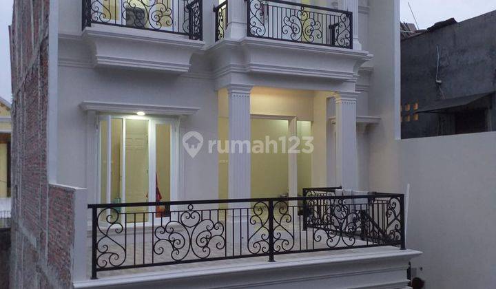 Rumah Clasic Modern Murah Dan Strategis Di Jagakarsa Jakarta  1