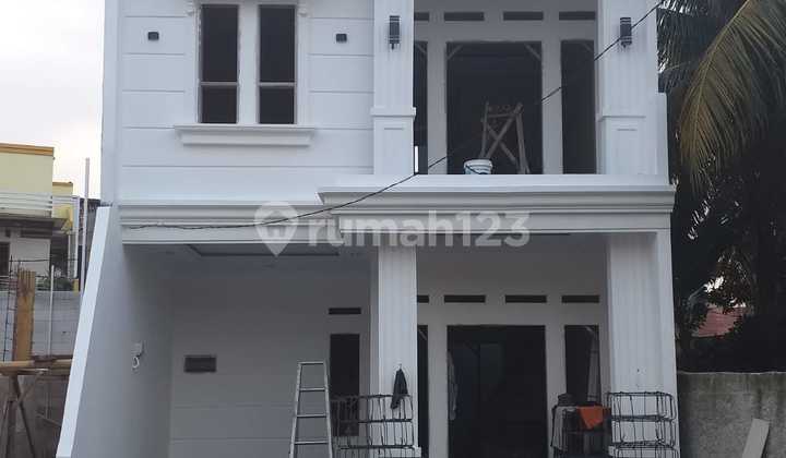 Dijual Rumah Classic Modern Dekat Stasiun dan Toll di Depok