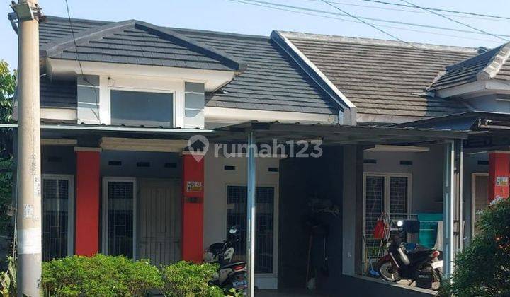 Dijual Rumah Semi Furnish Dekat Stasiun Depok Baru  1