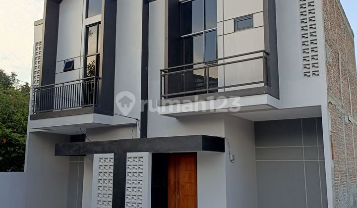Dijual Rumah Scandinavian Free Biaya Biaya di Pancoran Mas Depok