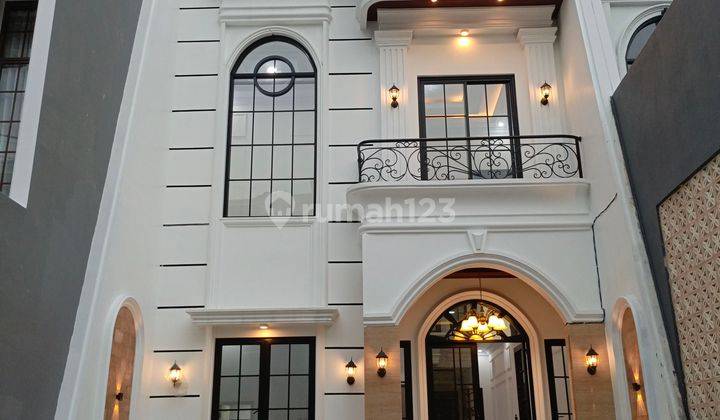 Dijual Rumah American Clasic Ada Privat Pools Di Jagakarsa 1