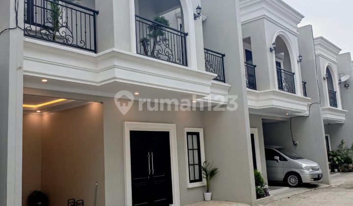 Dijual Rumah Rooftop Murah Siap Huni di Kahfi 1 Jagakarsa