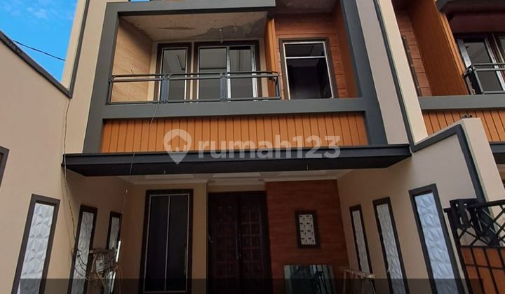 Dijual Rumah Modern Kontemporer Murah di Kukusan Beji Depok 2