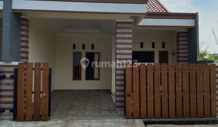 Dijual Rumah Murah Suap Huni Dekat Toll Desari 1