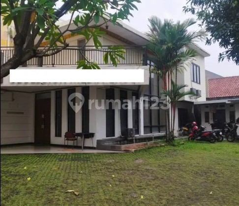 Dijual Rumah Kantor di Ragunan Jakarta Selatan Dijual Rumah Kantor di Ragunan Jakarta Selatan