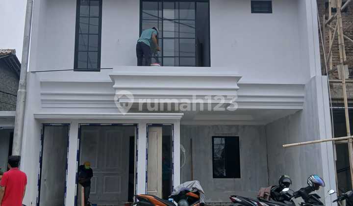 Jual Rumah Classic Modern 2.5 Lanta di Poltangan Pasar Minggu