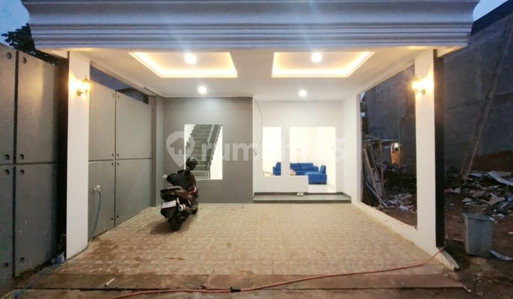 Dijual Rumah 2 Lantai Siap Jalan Oscar Pamulang