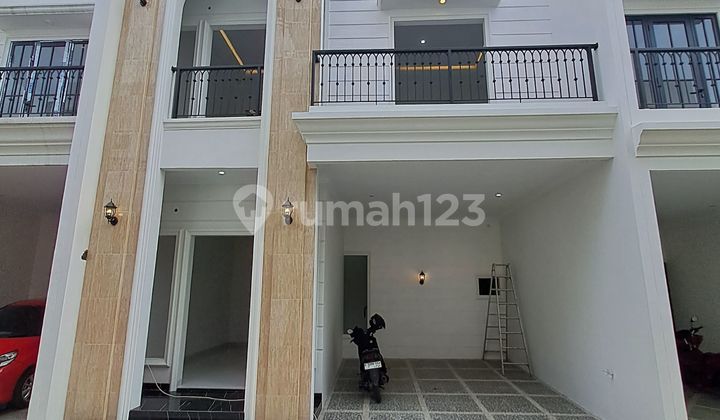 House For Sale Cheap And Flood-Free In Jagakarsa South Jakarta House For Sale Cheap And Flood-Free In Jagakarsa South Jakarta
