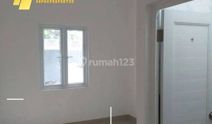 Dijual Rumah Hook Siap Huni Dekat Stasiun Depok 2