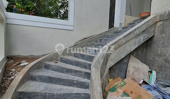 Dijual Rumah Murah 2.5 Lantai Siap Huni di Jagakarsa