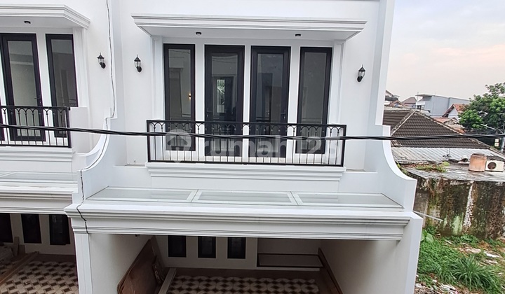 Jual Rumah Modern Dekat Stasiun Lenteng Agung Jagakarsa 2