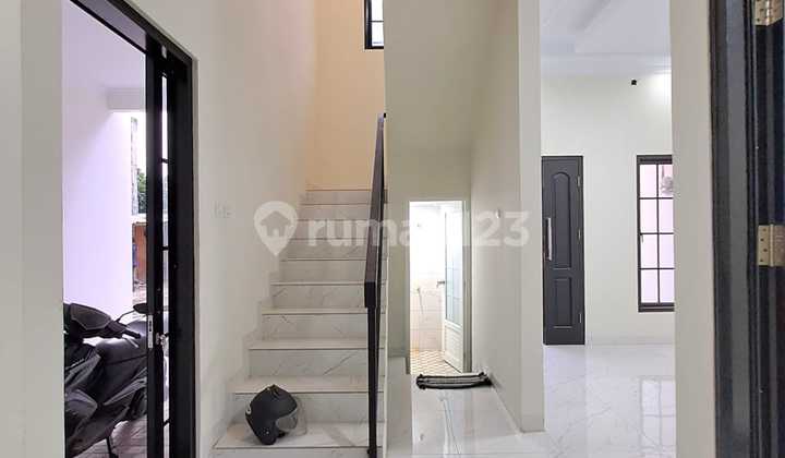 Dijual Rumah Baru Free Biaya Dekat Akses Trans Jakarta Dijual Rumah Baru Free Biaya Dekat Akses Trans Jakarta