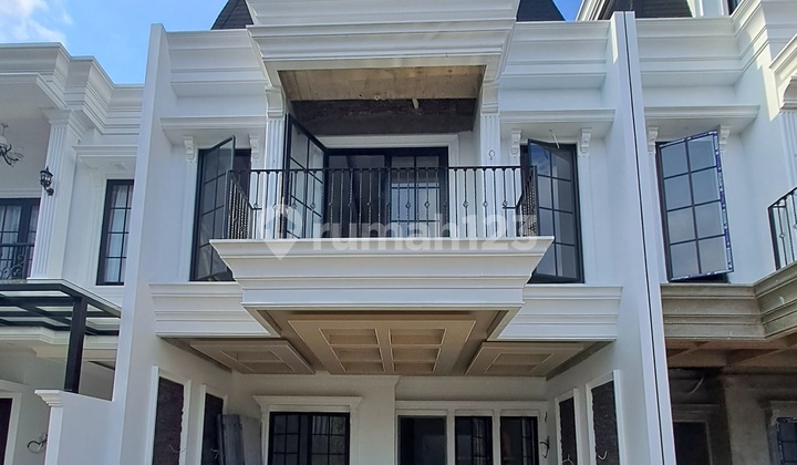 Jual Rumah Murah American Classic Dalam Komplek di Jagakarsa