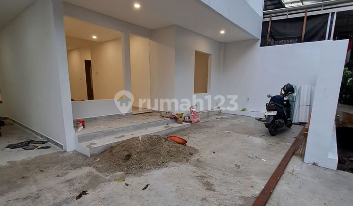 Dijual Rumah Murah dan Siap Huni Dalam Komplek di Jagakarsa 2