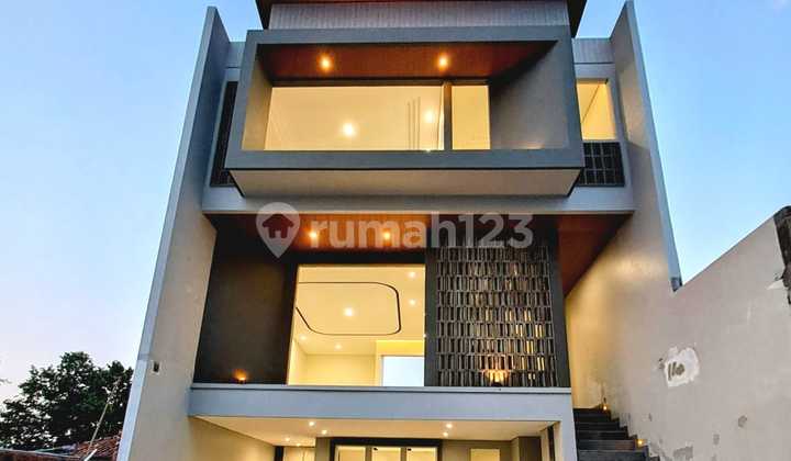 Jual Rumah Modern Kontemporer di Jagakarsa Jakarta Selatan Jual Rumah Modern Kontemporer di Jagakarsa Jakarta Selatan