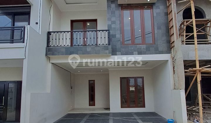 Dijual Rumah Modern Minimalis Dekat Stasiun Lenteng Agung