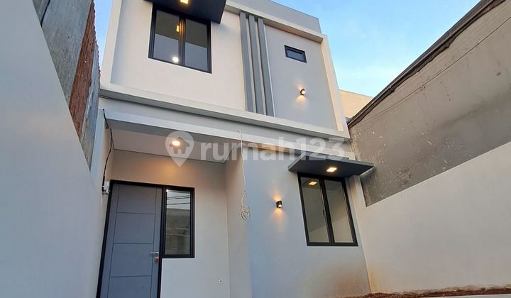 Rumah Modern Minimalis Dekat Gerbang Toll Cinere Rumah Modern Minimalis Dekat Gerbang Toll Cinere