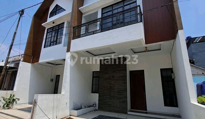 Di Jual Rumah Asri 2 Lantai Siap Huni di Tanah Baru Beji Depok