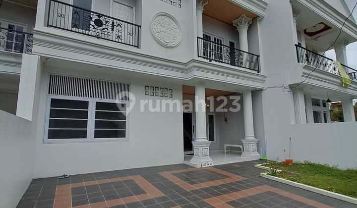 Dijual Rumah Murah Plus Kolam Renang Dalam Komplek di Cinere Dijual Rumah Murah Plus Kolam Renang Dalam Komplek di Cinere