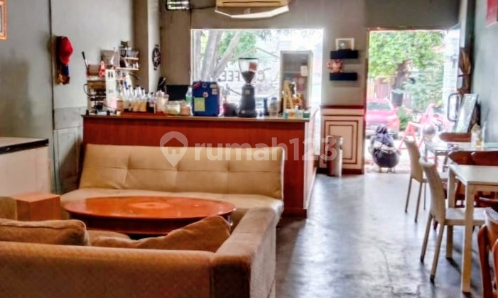 Good 3-Story Shop House for Sale at a Low Price 2