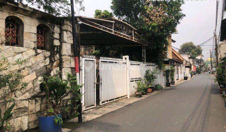 Rumah Semi Mewah Luas Harga Dibawah Njop 2