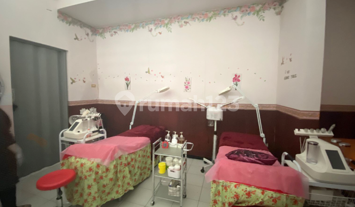 Rumah Klinik Kecantikan Luas & Lokasi Sangat Strategis Dengan Harga Terjangkau 2