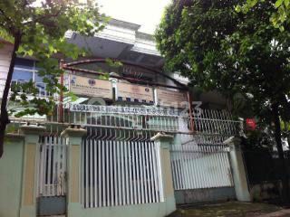 Office House / 2.5-Story Commercial Building, Strategic Location, Suitable for Residence or Boarding House Business at an Affordable Price 2