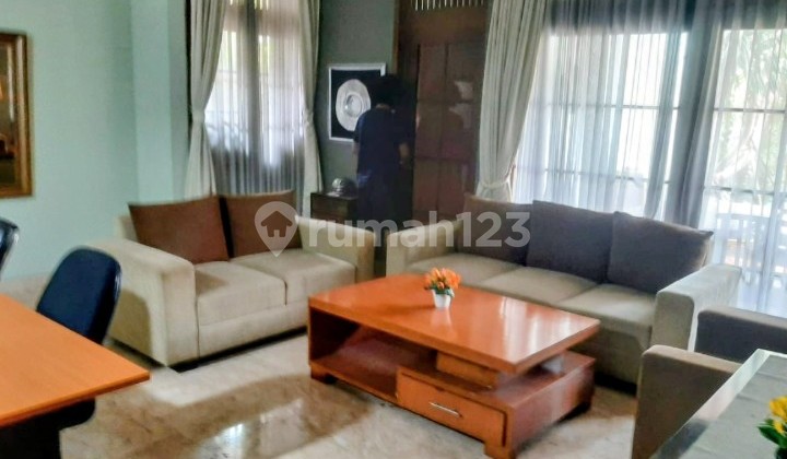 Rumah Murah Lokasi Elite Dan Strategis Dekat Kawasan Bisnis Kuningan.