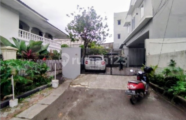 3-Story Good Home Stay, Strategic and Quiet, Selling Below Market Price 2