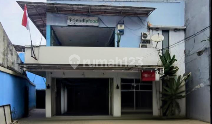 Bangunan Restaurant & Gym 2 Lantai Lokasi Strategis Jual Cepat Dan Murah
