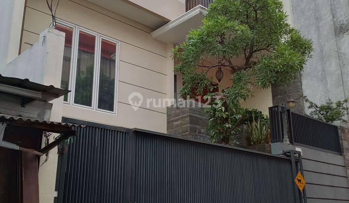 Dijual Rumah Murah 3 Lantai 1