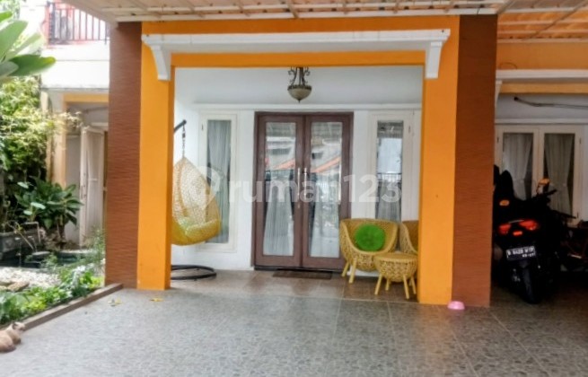Rumah Bagus 2 Lantai Mewah Dan Murah Dibawah Harga Pasar.
