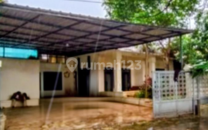 Bangunan Ex Kantor Dilokasi Strategis & Terkenal Dijual Murah Hanya Hitung Tanah Dibawah Pasar. 2