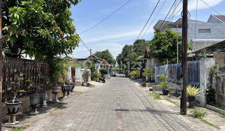 Rumah Surabaya Pusat Cocok Gudang Bangunan Kokoh 2