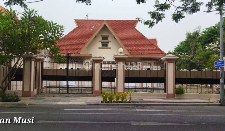 Rumah Cocok Komersial SHM Jl.diponegoro Surabaya 1